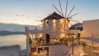 Mylos Champagne Bar - Restaurant | Santorini